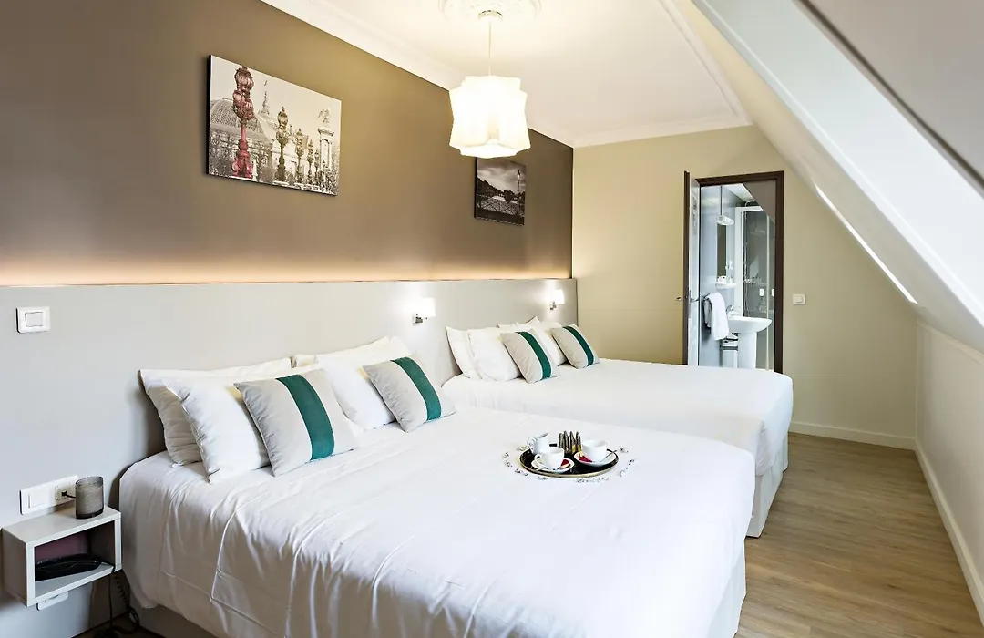 Modern Hotel-1